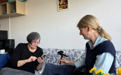 Radio pública estadounidense destaca el programa de acompañamiento telefónico de Fundación Amanoz